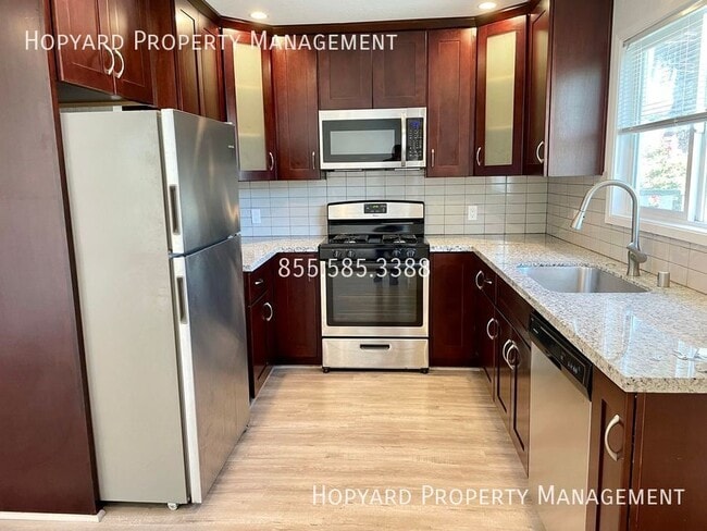 Foto del edificio - 2627 23rd Ave