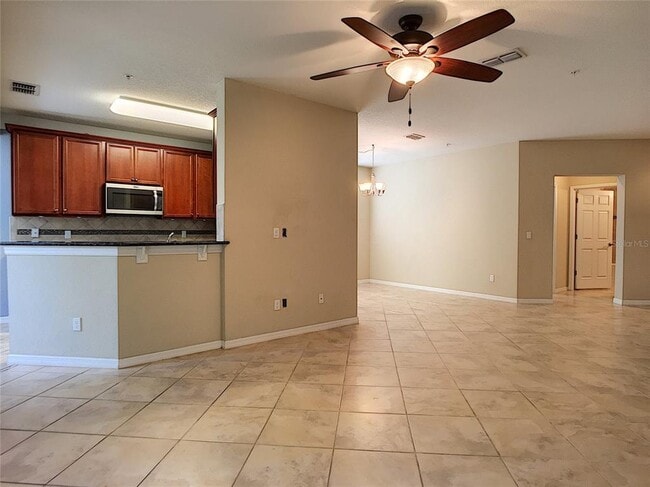 Building Photo - 8323 Bella Vida Cir
