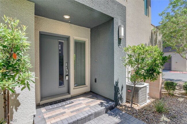 Building Photo - 11302 Kraft Mountain Ave