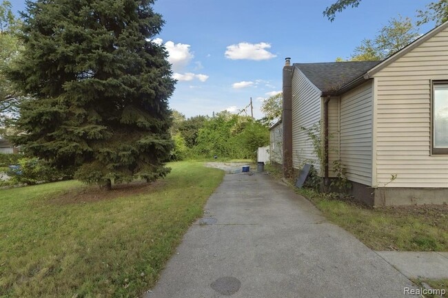 Foto del edificio - 5315 Edgewood St