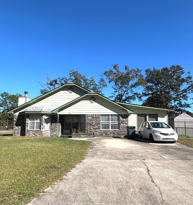 Building Photo - 1109 Chapparal Cir