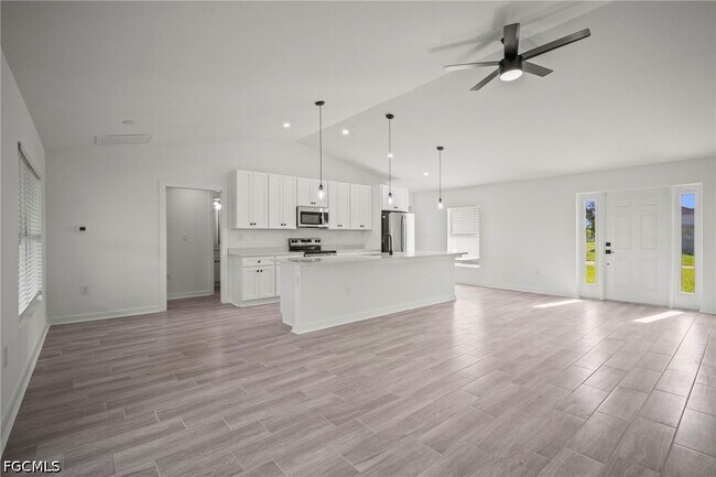 Foto del edificio - 116 NW 23rd Ave