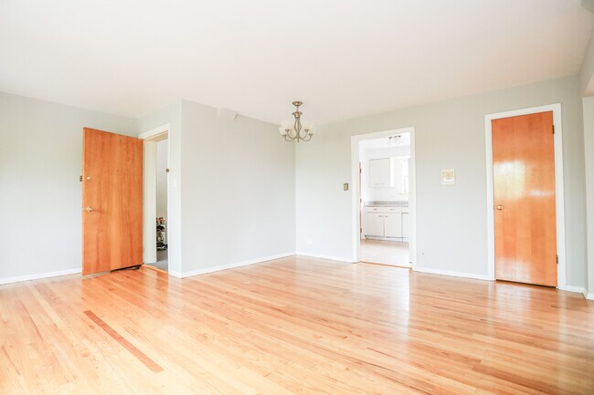 Foto del edificio - 3390 W Hollywood Ave