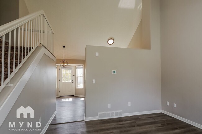 Foto del edificio - 599 Janelle Cove Way