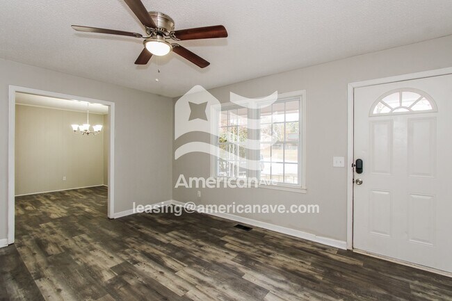 Foto del edificio - 113 Eleta Dr