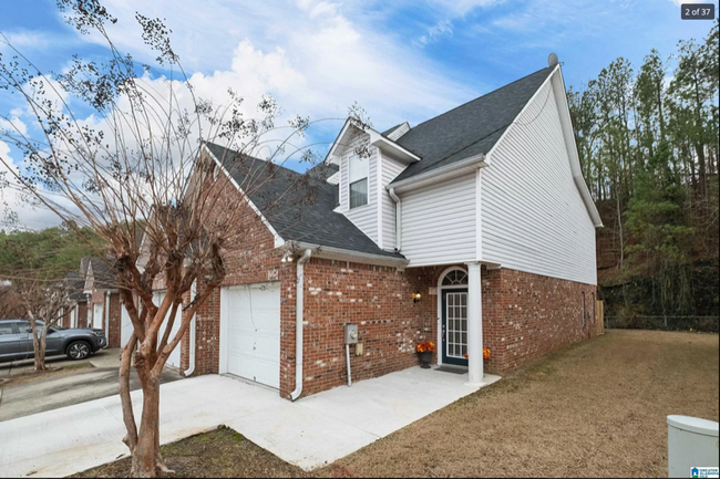 Foto del edificio - 1603 Savannah Park Ln