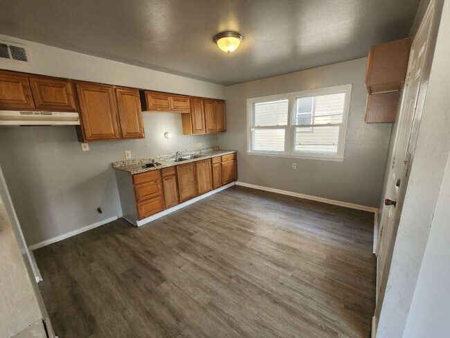 Foto del edificio - 3266-3268 N 35th St