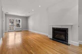 Building Photo - 57 Gray St