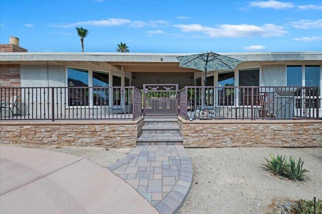 Building Photo - 54925 Avenida Ramirez