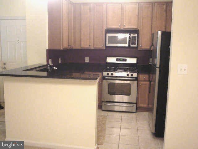 Primary Photo - 1516 North Point Dr