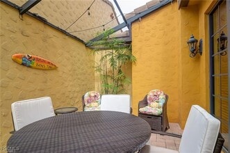 Building Photo - 11936 Izarra Way