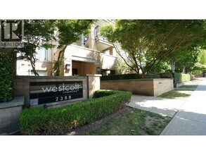 Building Photo - 2388 Western Pkwy