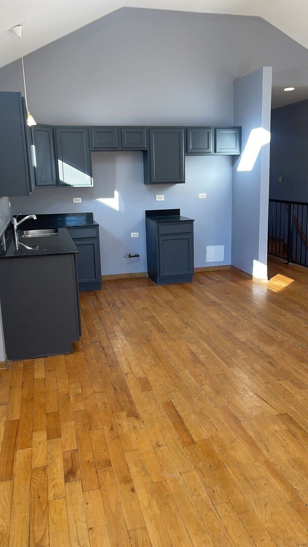 Foto del edificio - 3042 W Flournoy St