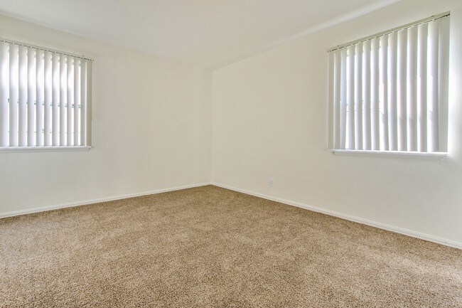 Banner Circle Apartments Apartments Long Beach Ca Apartments Com