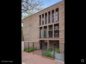 Building Photo - 1748 N Crilly Ct
