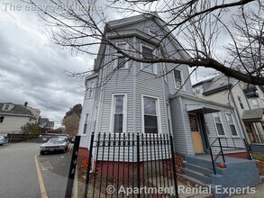 Building Photo - 388 Somerville Ave