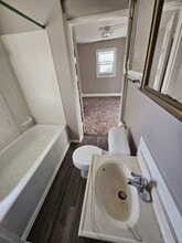 Building Photo - 539 S McKinley St