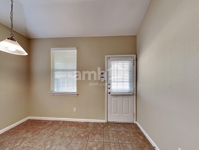 Foto del edificio - 26314 Longview Creek Dr
