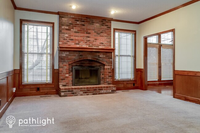 Building Photo - 13006 W 116th St, Overland Park, KS, 66210