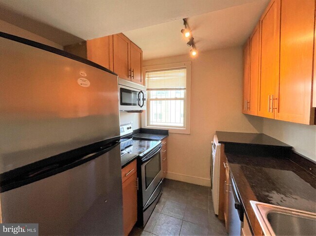 Foto del edificio - 2844 Hartford St SE