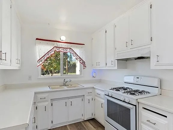 Building Photo - 10561 Mountain View Ave