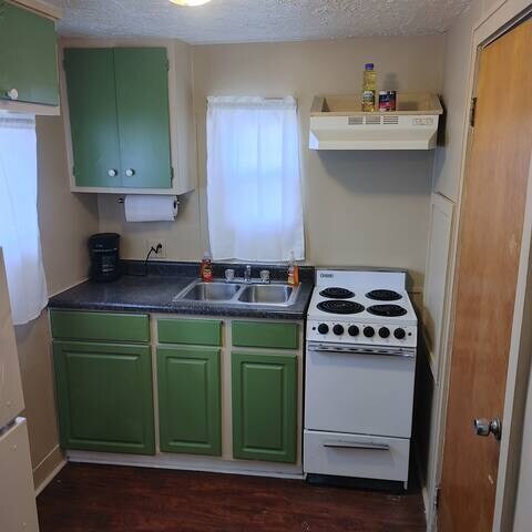Foto principal - 412 W Saginaw St