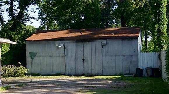 Foto del edificio - 14235 Alderson St