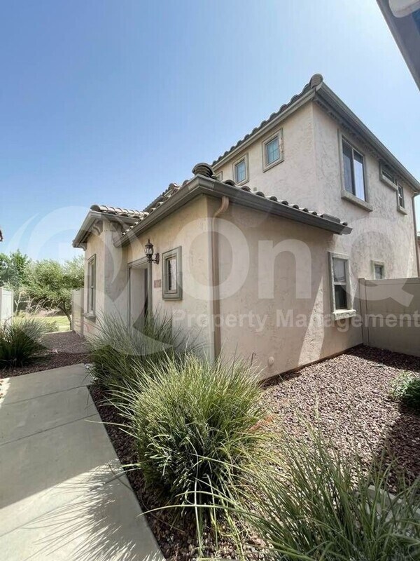 Primary Photo - 2150 West Le Marche Avenue