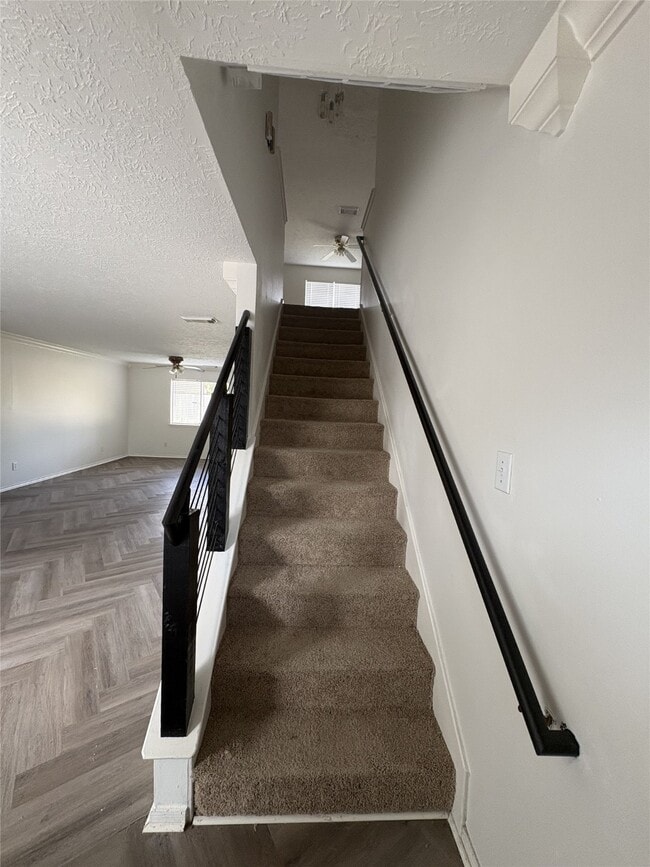 Foto del edificio - 13714 Firerock Dr