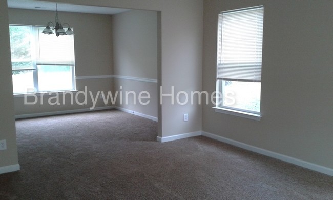 Building Photo - 616 Pipkin Dr