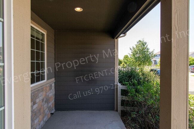 Building Photo - 2802 Exmoor Ln