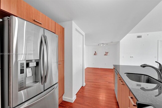 Photo - 350 S Miami Ave Apartment