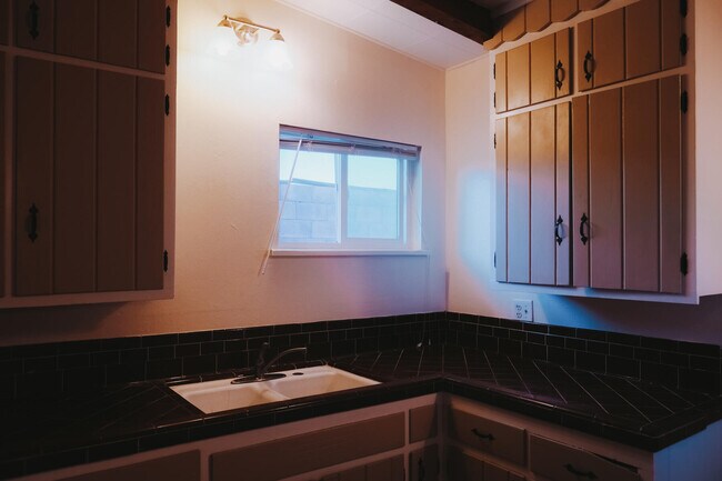 Foto del edificio - 417 Schulte Rd NW