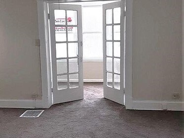 french doors to solarium off living room - 1353 Honodle Ave