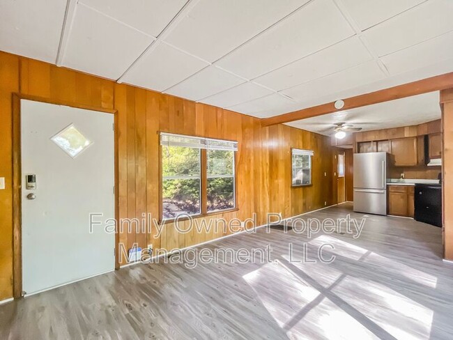 Foto del edificio - 1735 E Avalon Cir