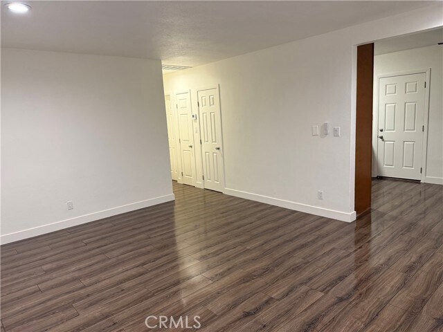 Foto del edificio - 8415 Tokay Ave