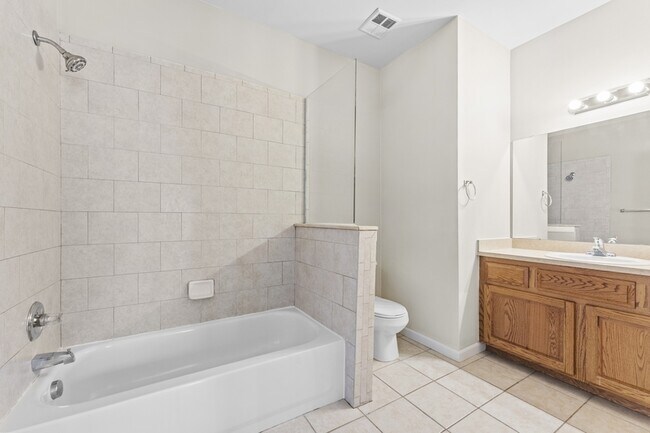Foto del edificio - Towne Center Flats - 45514 Revere Dr.