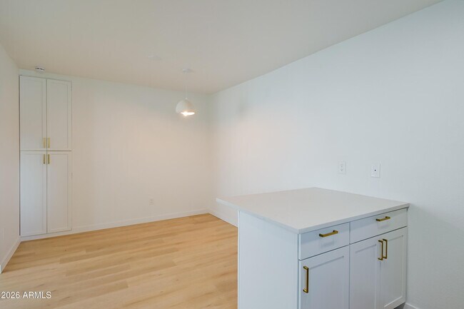 Foto del edificio - 16041 N 31st St