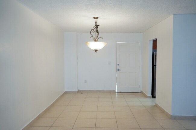 Foto del edificio - 947 Lenox Ave