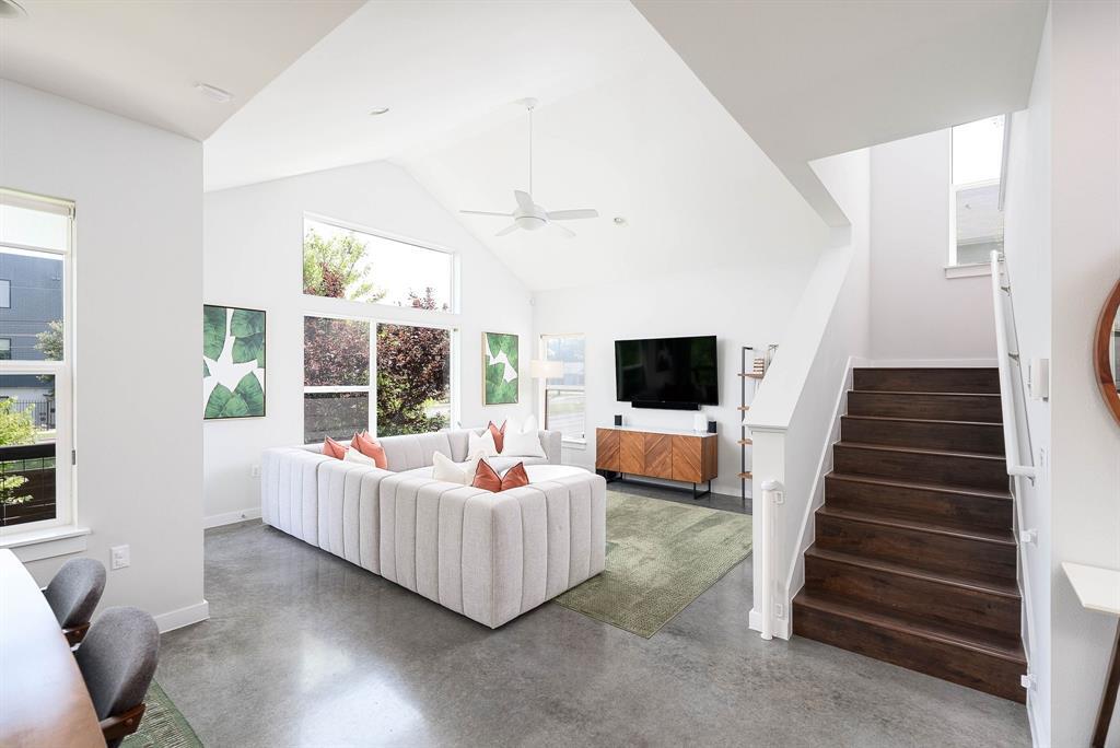 Foto principal - 301 W Stassney Ln