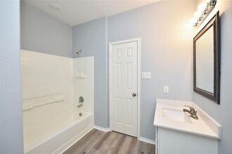 Building Photo - 2714 Indigo Stone Ln