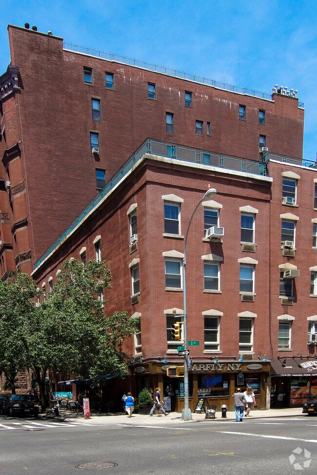 Foto del edificio - 151 E 20th St