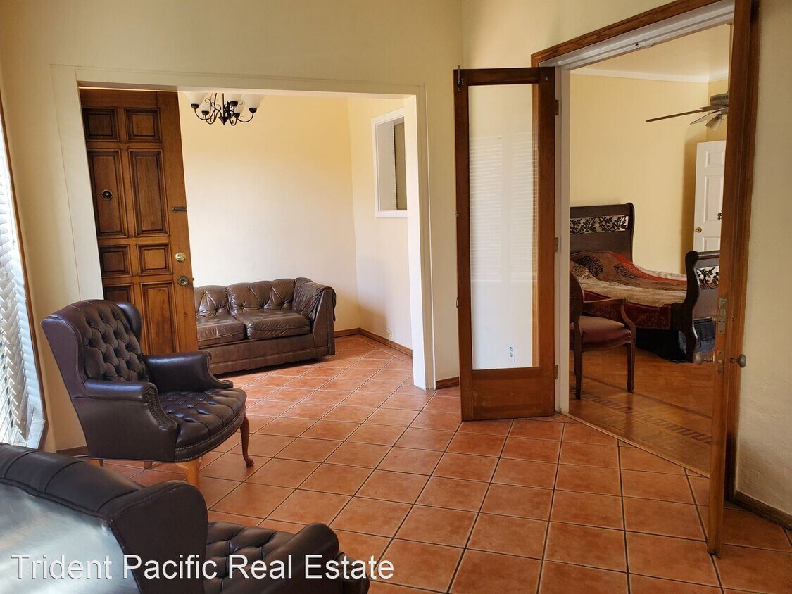 Foto principal - 2424 C St