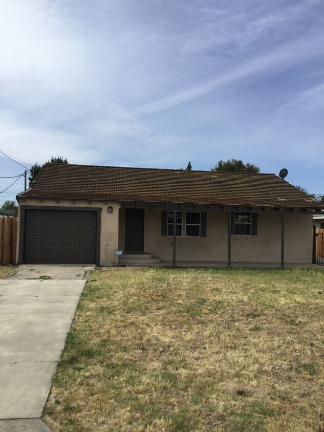 Primary Photo - 144 Starr Ave
