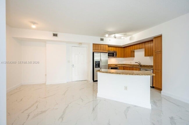 Building Photo - 510 NW 84th Ave