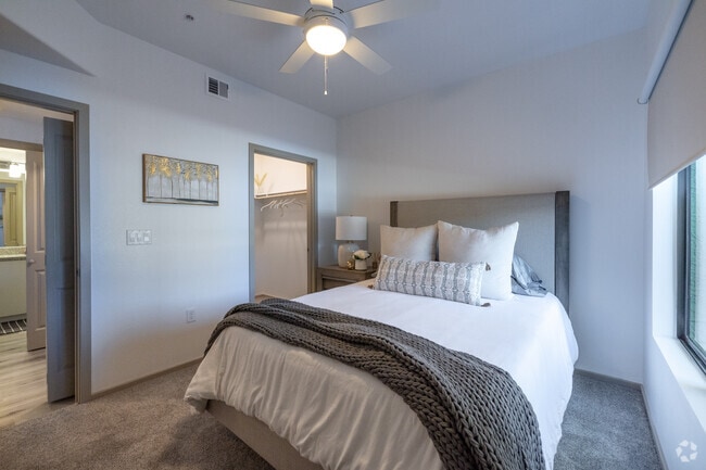 1 BR - 1BA 764SF - Olympus at Arroyo Verde