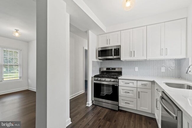 Building Photo - 3311 Coryell Ln