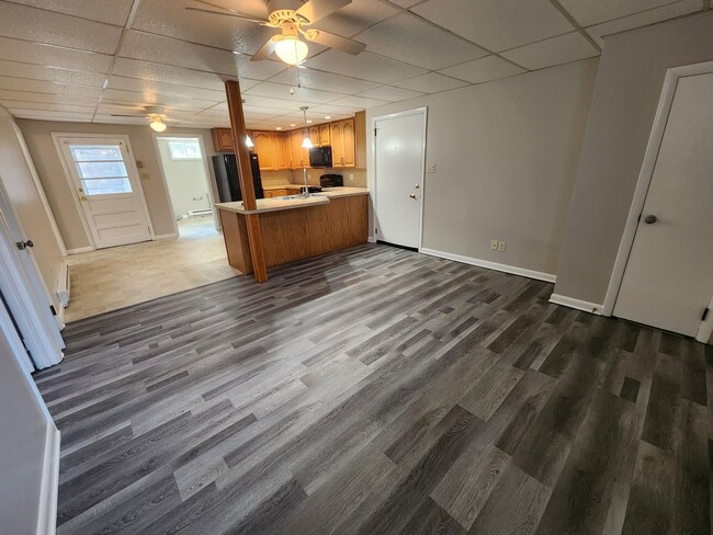 Building Photo - 190 Carbaugh Dr