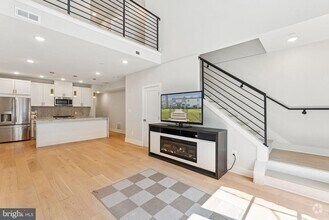 Building Photo - 1705 Trinidad Ave NE