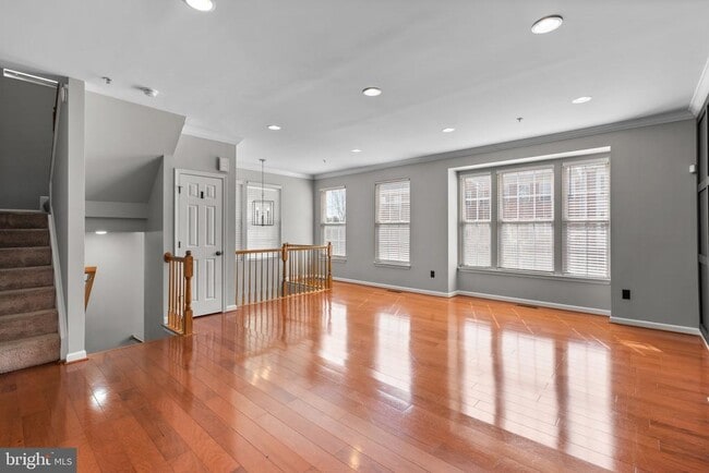 Building Photo - 9954 Fragrant Lilies Way